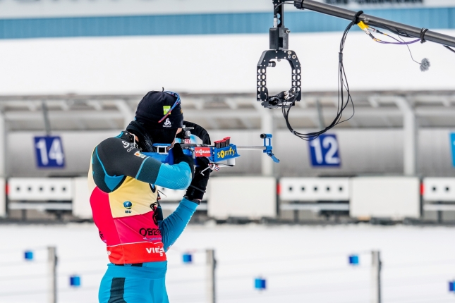 Östersund uzavrel triumfom v stíhačke Martin Fourcade, Kazár ostal na hrane Top 50