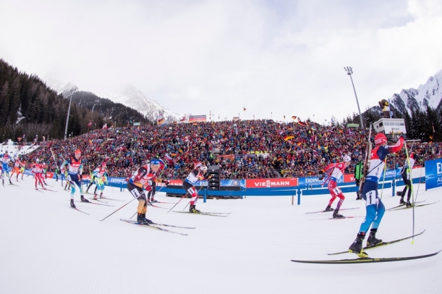Anterselva: V masovom štarte JT Bö nestačil na strelecky čistého Fillon Mailleta