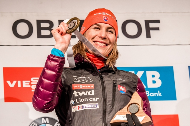 V Oberhofe vyhrávali lídri svetového pohára, Kuzminová zvládla už aj svoje emócie