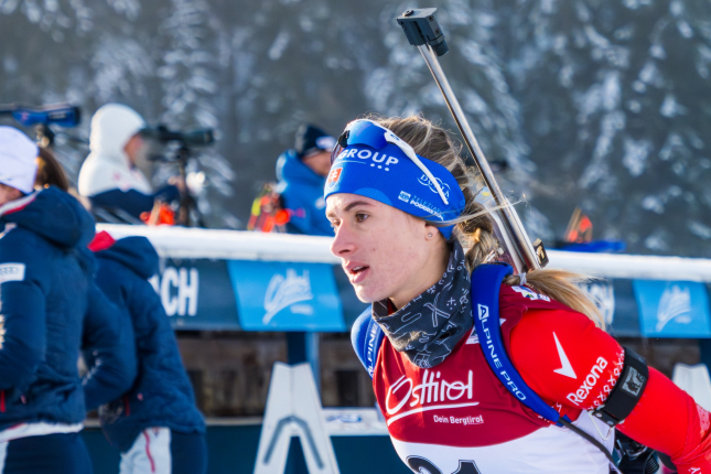 IBU pohár: Kuzminovej šprint vôbec nevyšiel, bodovala Pacerová